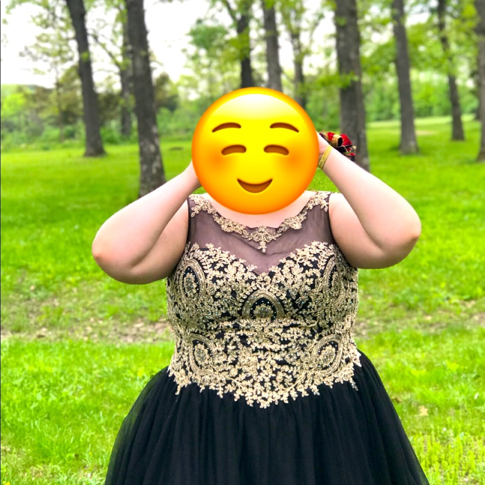 Beautiful prom dress!